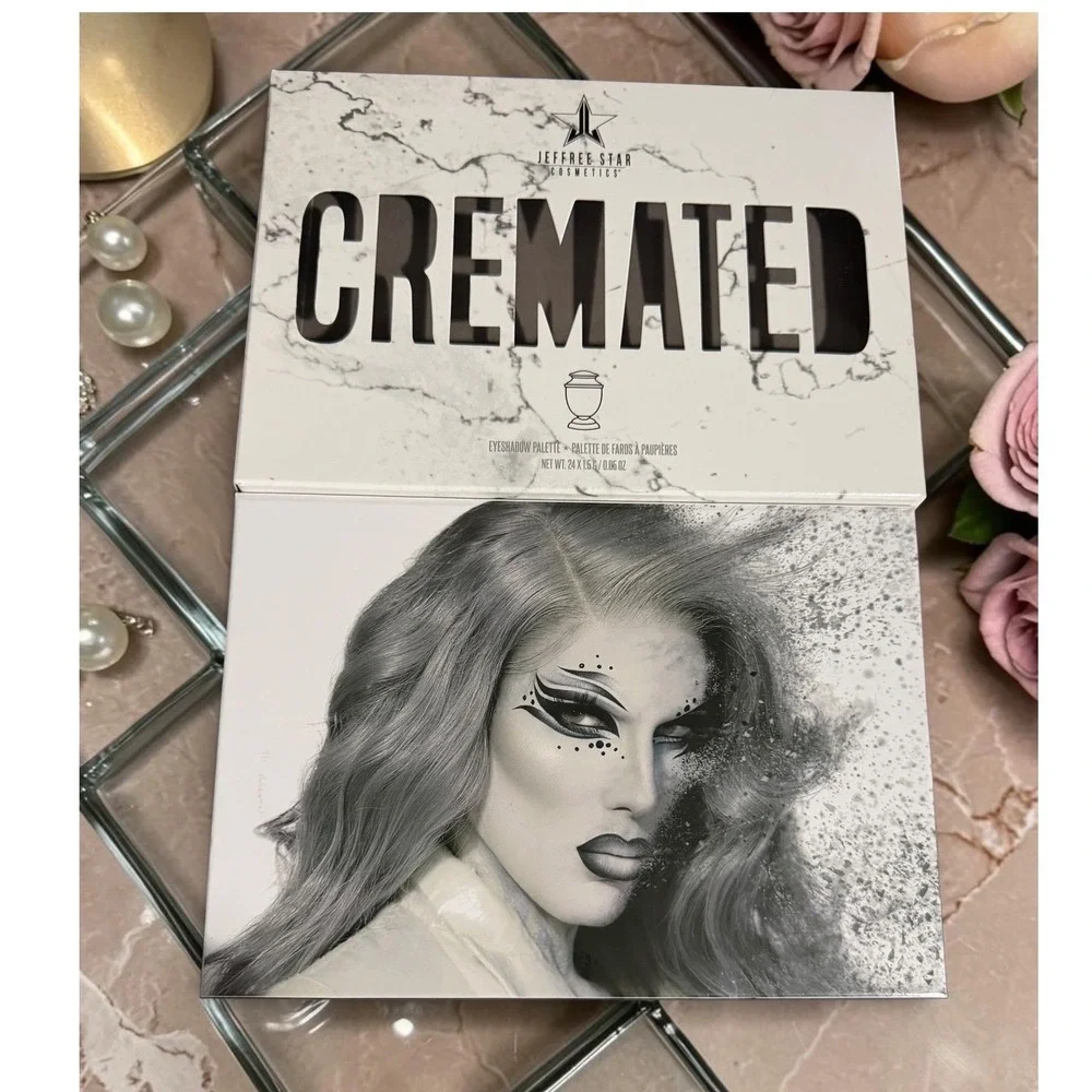 Jeffree Star Cosmetics - Cremated Eyeshadow Palette - NEW!